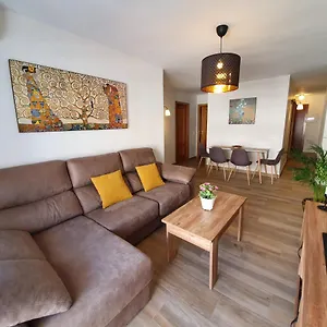 Galvez Flat, At Principal Railway Station In Appartement