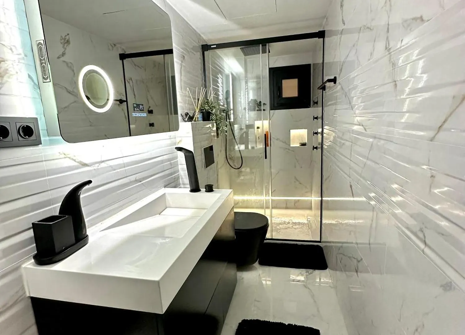 Malaga Most Lux Modern Apartment