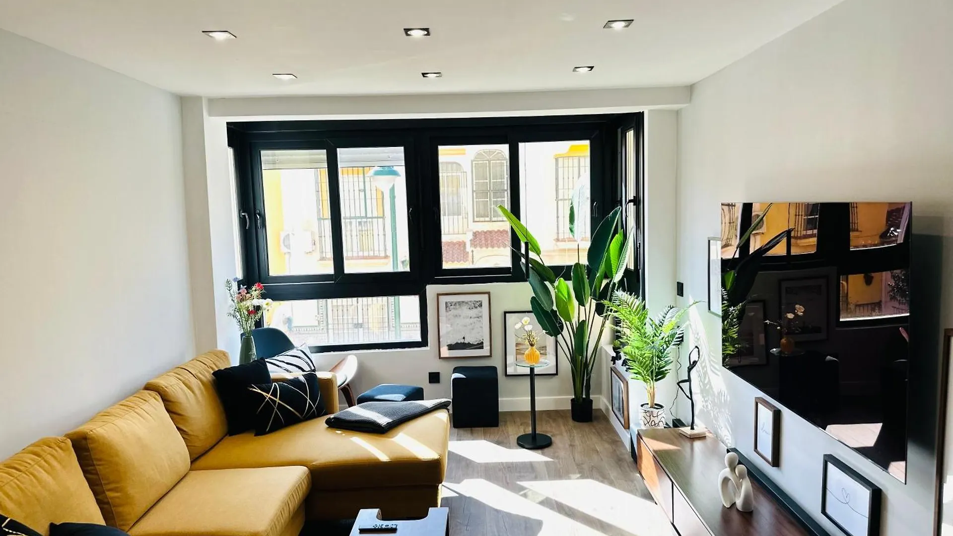 Malaga Most Lux Modern Apartment
